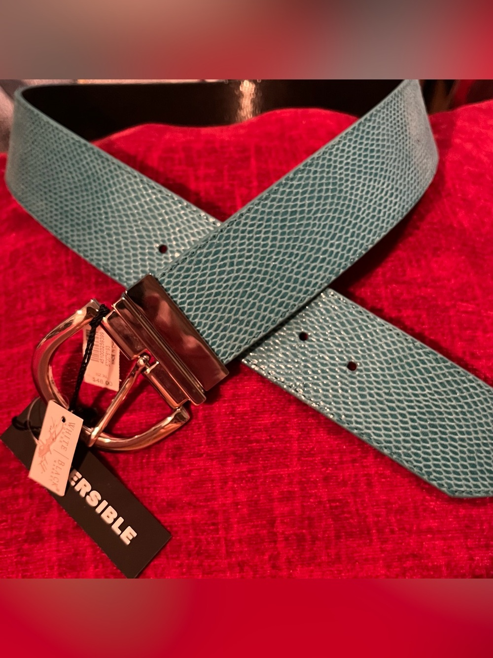 NWT White House Black Market Textured Women’s Reversible Wide Belt